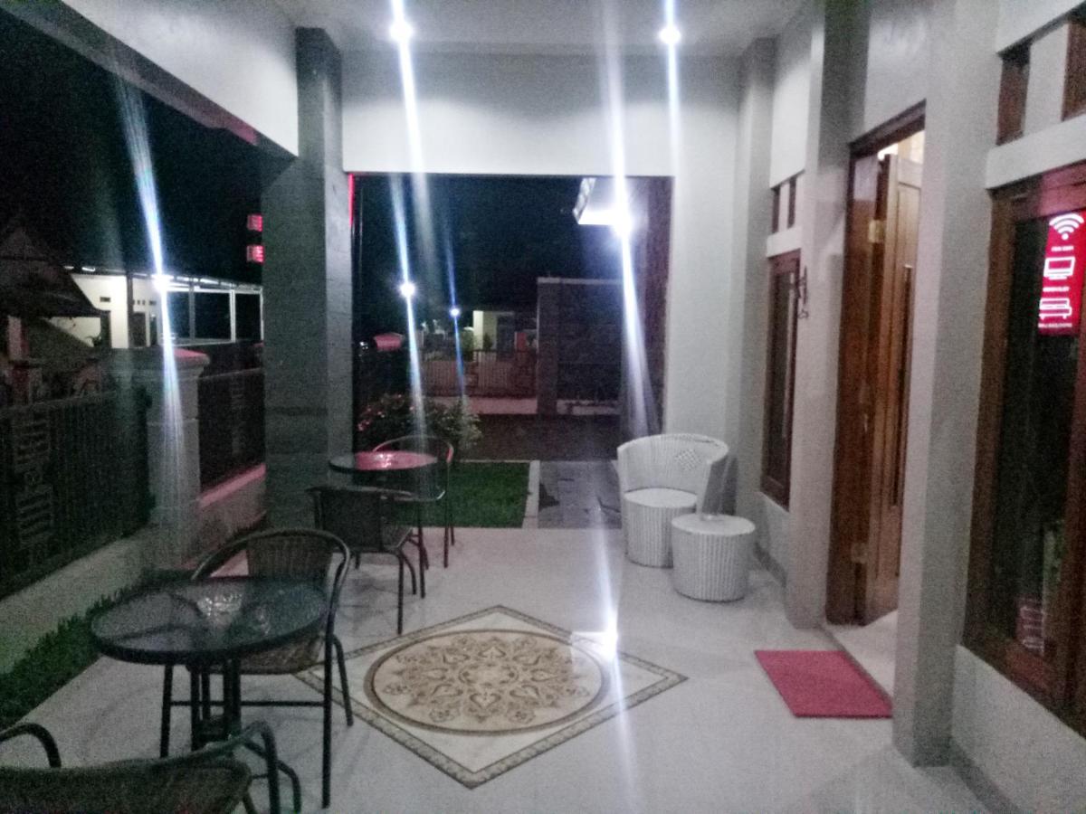 Wisma Andali Syariah Near Rsud Cideres Majalengka Exterior foto